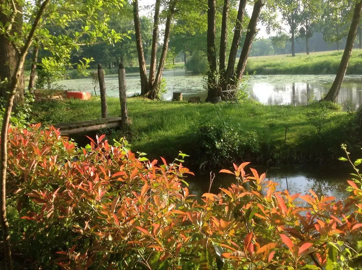 Au Pont Ricoul Bed & Breakfast Saint-Pierre-de-Plesguen
