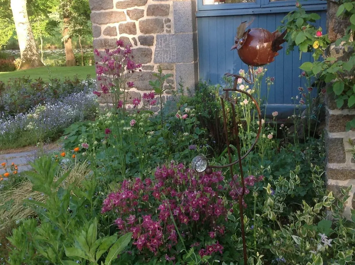 Au Pont Ricoul Bed & Breakfast Saint-Pierre-de-Plesguen 0*,