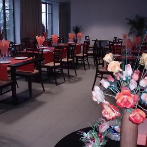 De L'oust Hotel